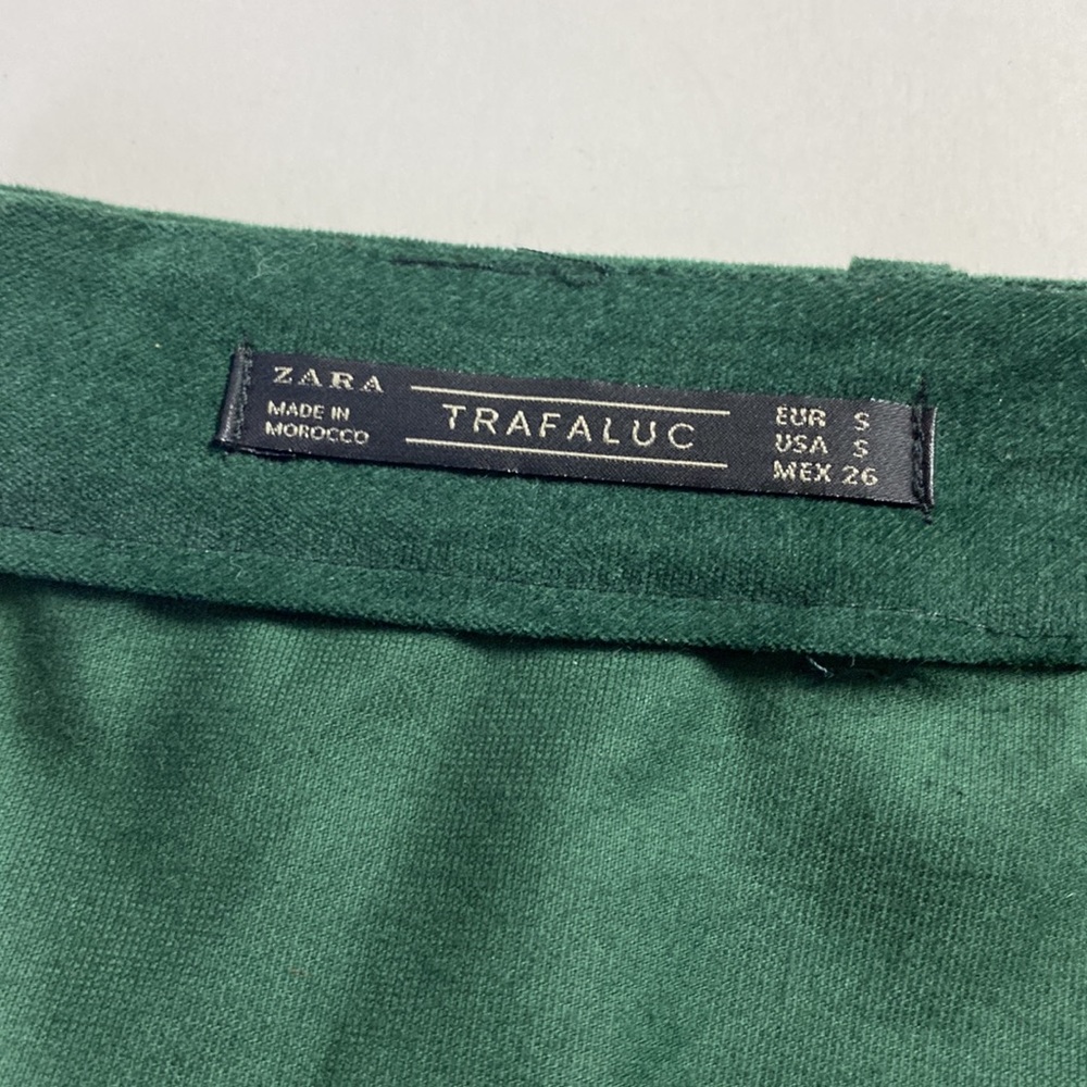 Zara hunter green velvet skirt - Picture 6 of 7